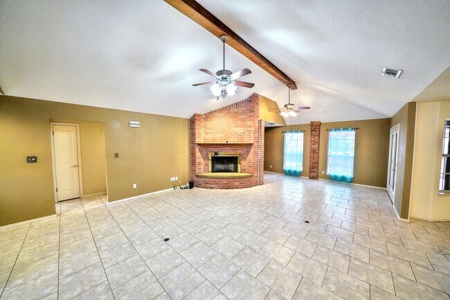 Building Photo - Executive Home in Greenshire with Luxurious Updates and Spacious Outdoor Living - Agent Commissio...