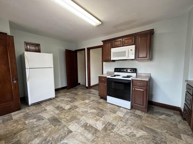 Building Photo - 1315 N 21st St