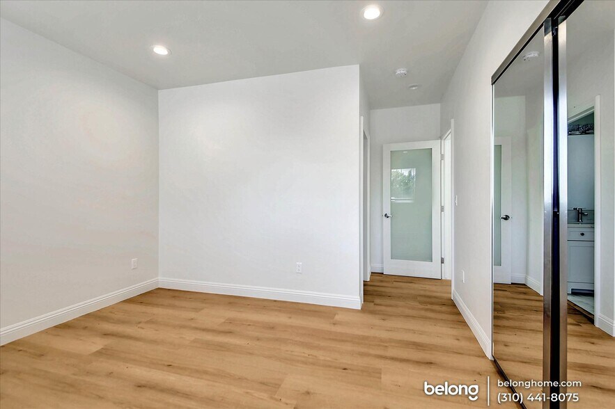 Building Photo - 2205 Camden Ave
