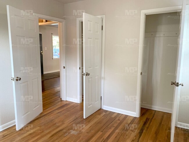 Building Photo - 1808 Remington St