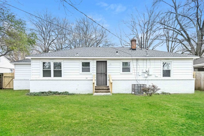Building Photo - 1249 Dearing Rd