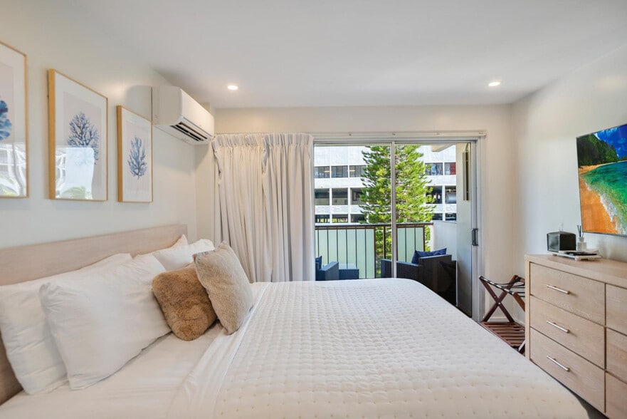 Building Photo - 2464 Prince Edward St