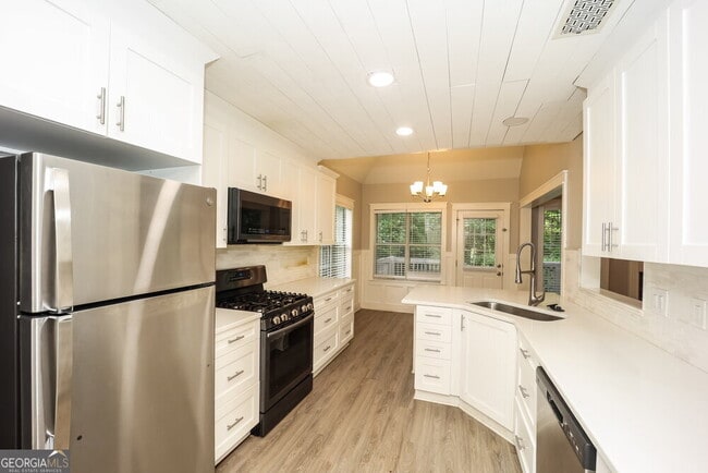 Building Photo - 91 Mosswood Trail