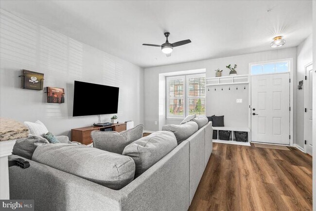 Building Photo - 4532 Tinder Box Cir