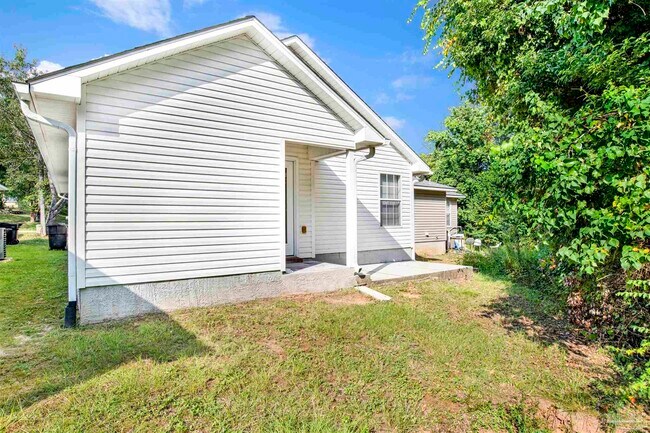 Building Photo - 5837 Creek Station Dr