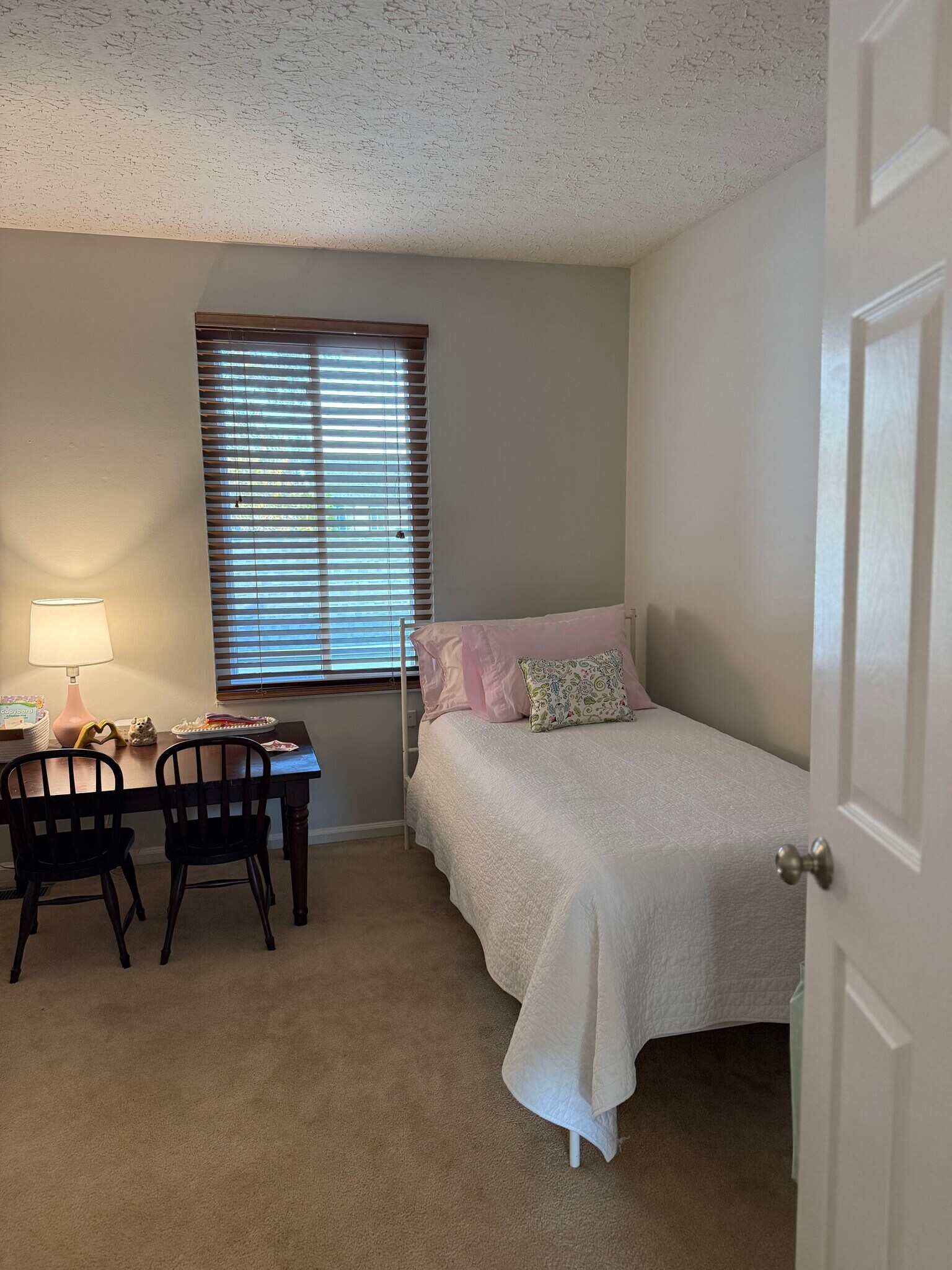 Building Photo - 6941 Dublin Village Dr