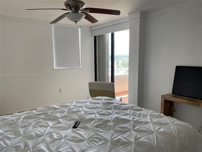 Building Photo - 6820 Indian Creek Dr