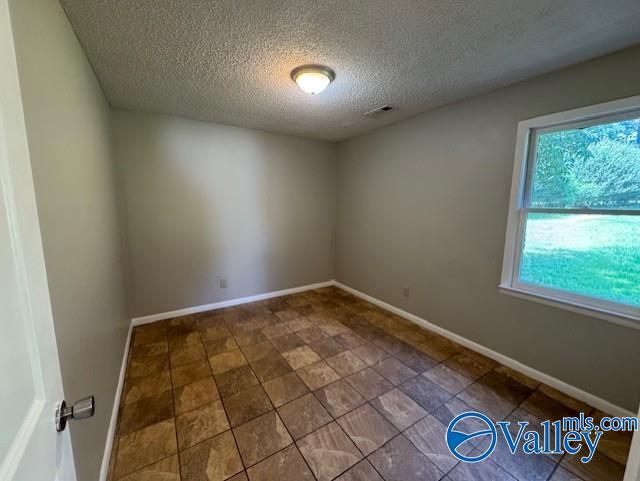 Building Photo - 10804 Paradise Shores