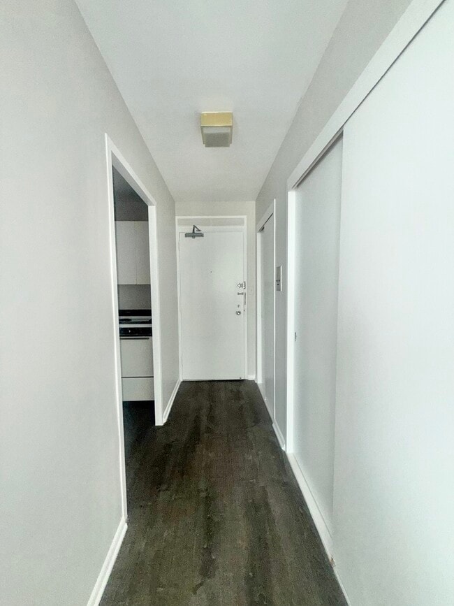 Building Photo - 3600 N Lake Shore Dr