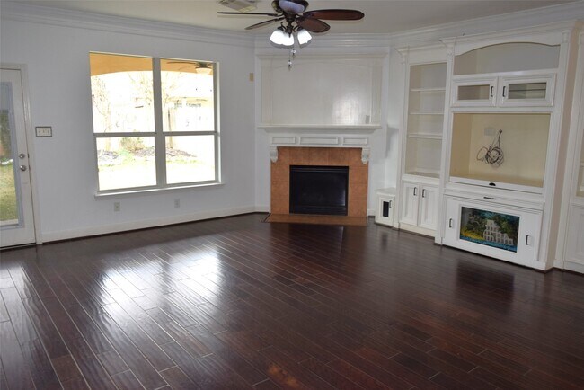 Building Photo - 4911 Dwarf Honeysuckle Ct