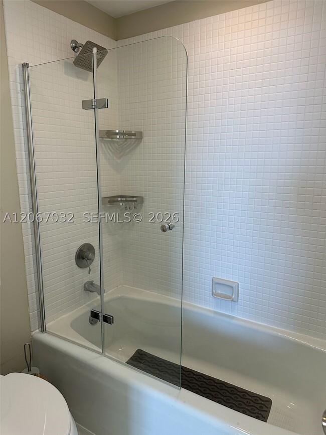 Building Photo - 20515 E Country Club Dr