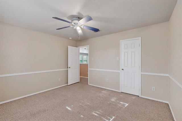 Building Photo - 2800 Briargrove Ln