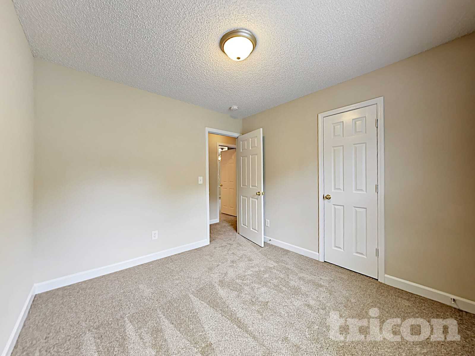 Building Photo - 2656 Captains Watch Rd NE