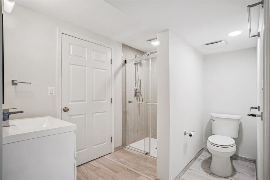 Building Photo - 4409 Westbrook Ln