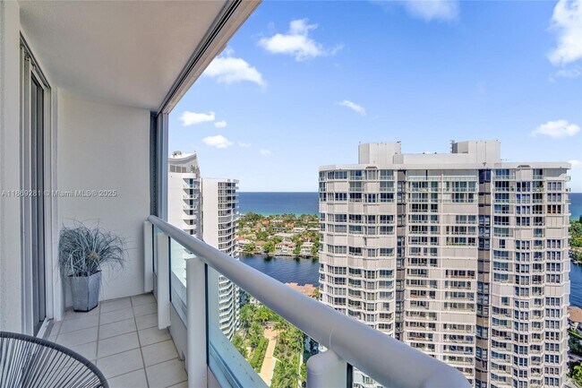 Building Photo - 21205 Yacht Club Dr