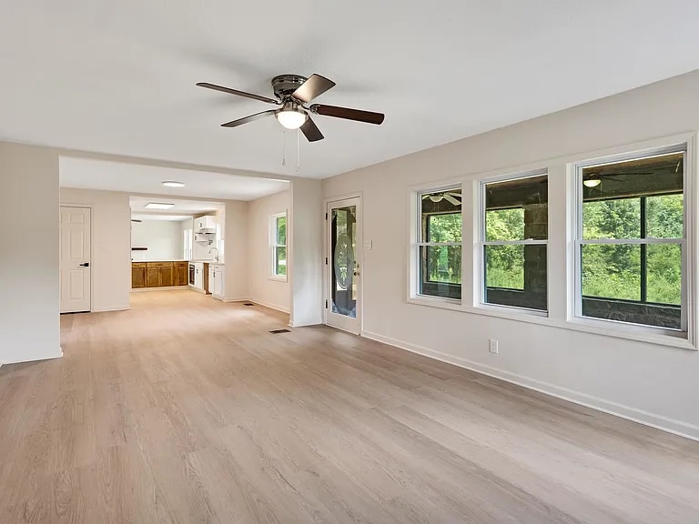 Building Photo - 7441 Walsh Rd