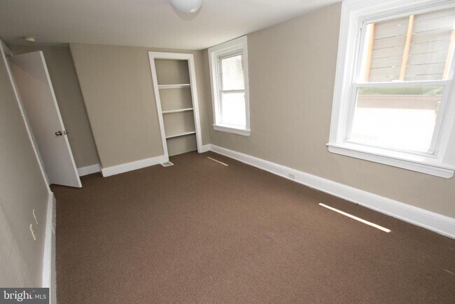 Building Photo - 1606 Rodman St
