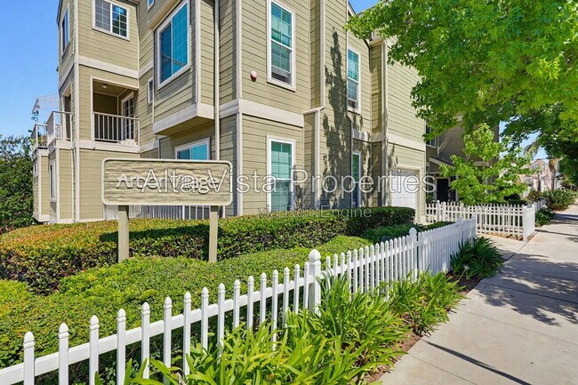 Building Photo - 4204 3rd Avenue