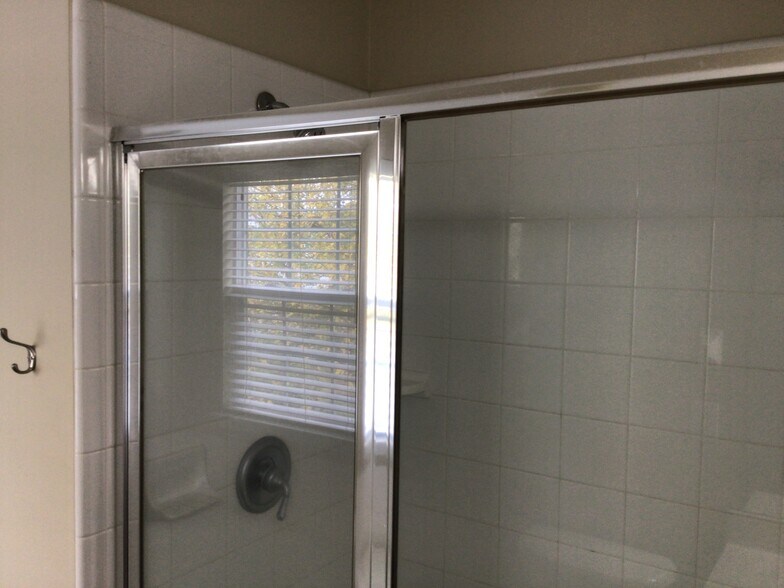 Building Photo - 7534 Sparkleberry Dr