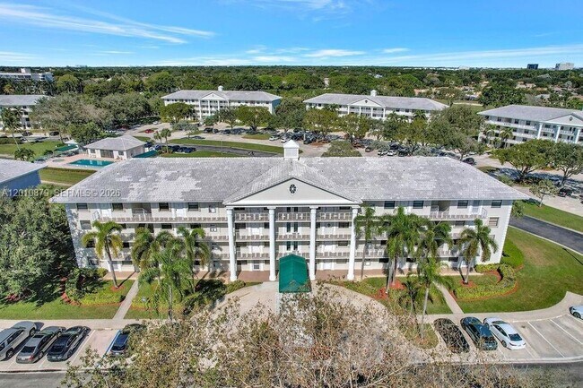 Building Photo - 6049 Balboa Cir