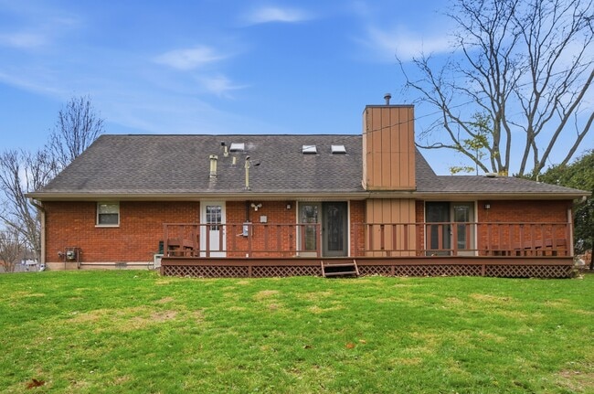 Building Photo - 2481 E Rahn Rd