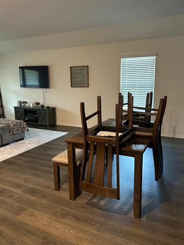 Building Photo - 1115 Quaint Meadow Dr