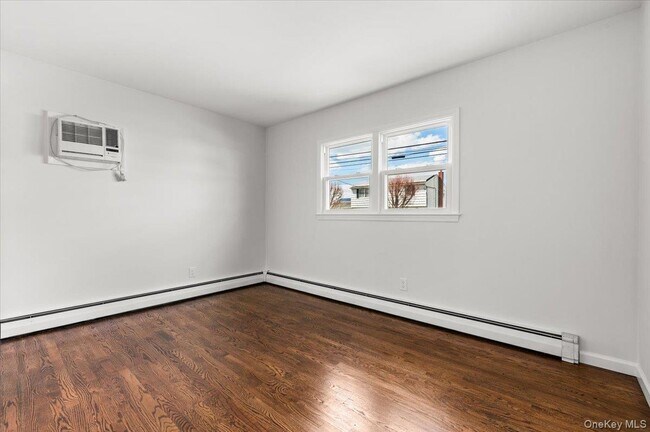 Building Photo - 1461 10th St