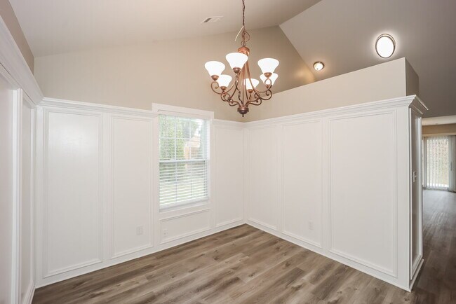 Building Photo - 4689 Knight's Bridge Ct