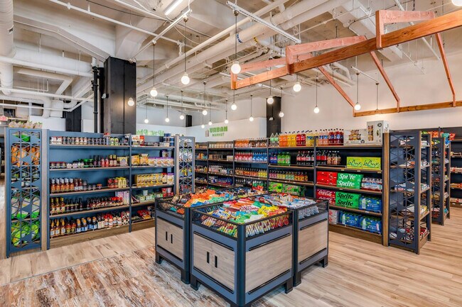 Building Photo - 309 Vine St