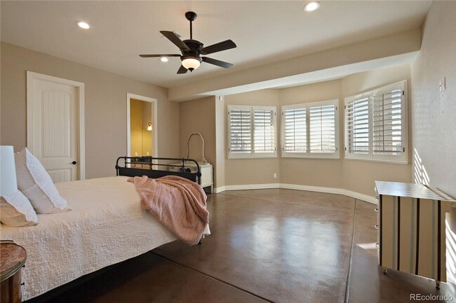 Building Photo - Long Realty & Property Management- Luxury 38 acre Estate