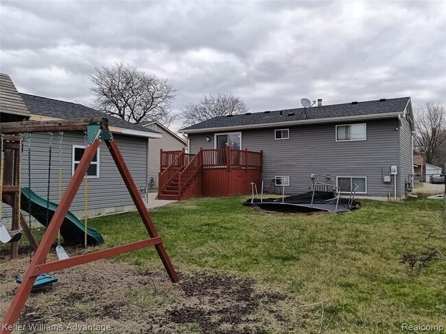 Building Photo - 15730 Anthony St