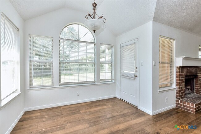 Building Photo - 2603 Remington Dr