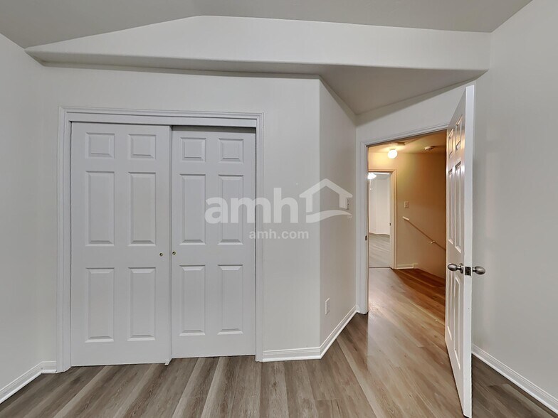 Building Photo - 19414 Dry Canyon Ct