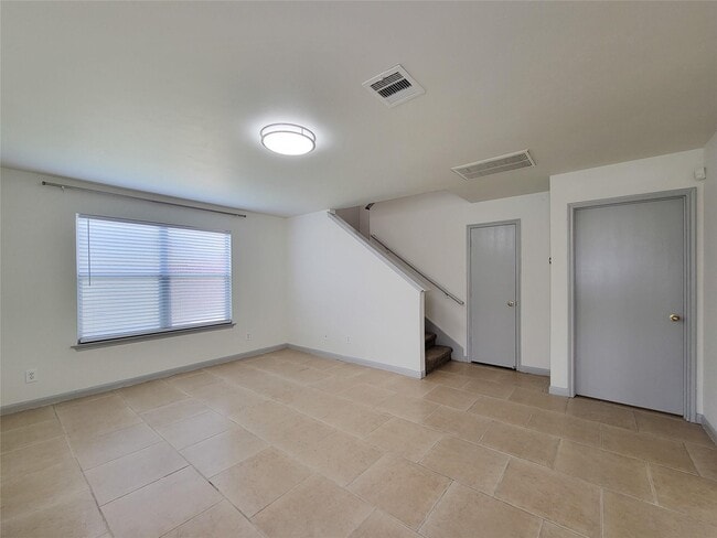 Building Photo - 19022 Yellow Thrush Dr