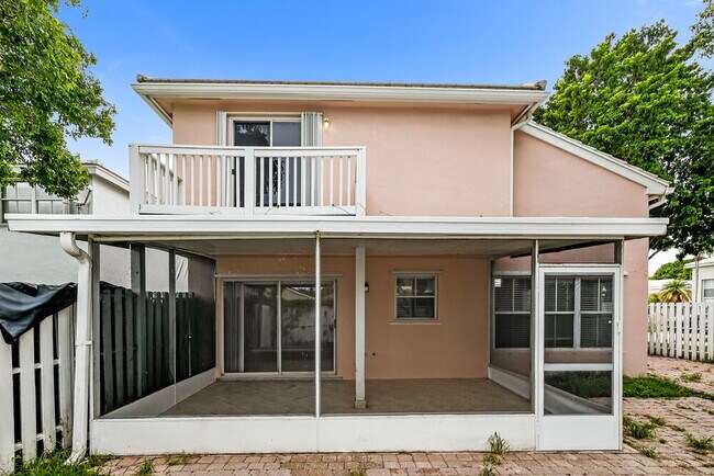 Building Photo - 3327 Bonito Ln