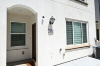 Building Photo - 1692 W Trapezoid Dr