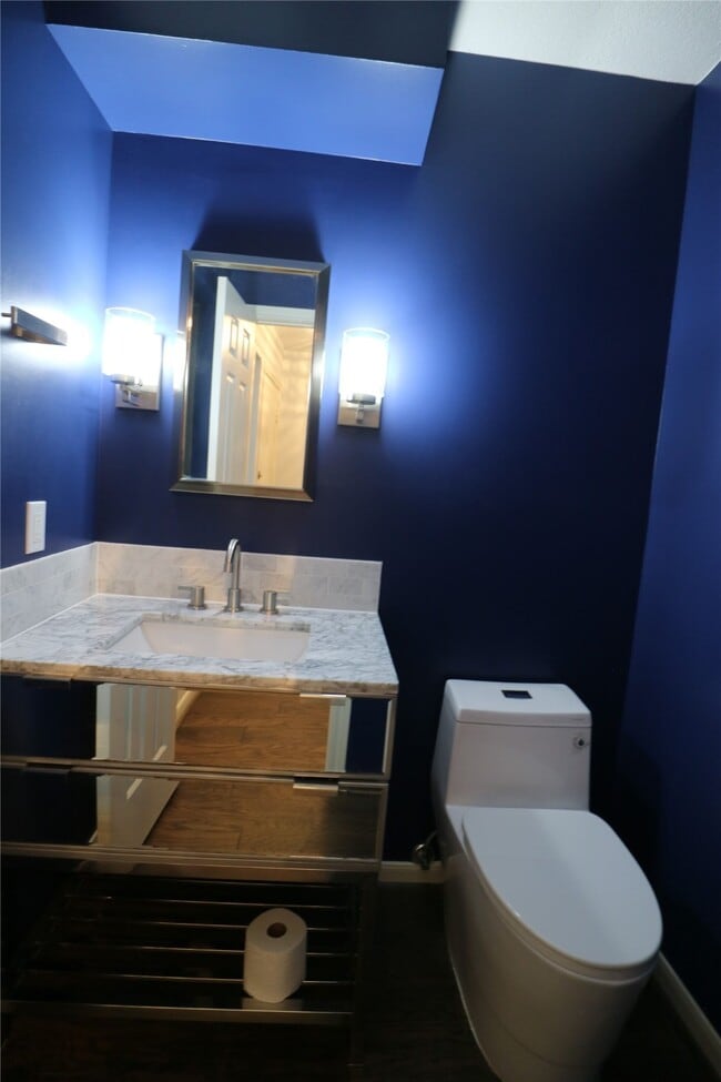 Building Photo - 9939 Kemp Forest Dr