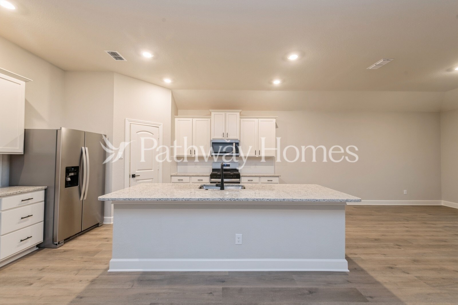 Building Photo - 624 Brookside Dr