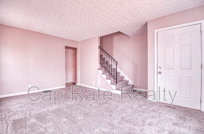 Building Photo - 1143 Duxberry Ave