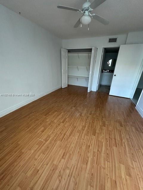 Building Photo - 120 Lakeview Dr