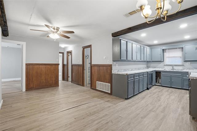 Building Photo - 1412 Chase Ave