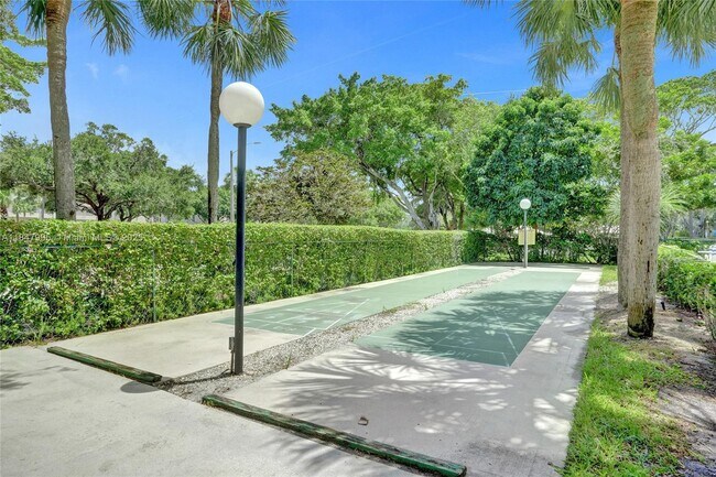 Building Photo - 805 Cypress Blvd