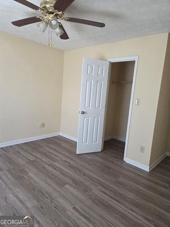 Building Photo - 2120 Fieldstone View Ct SE