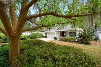 Building Photo - 9821 SW 34th Rd