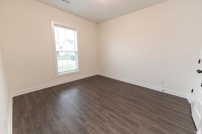 Building Photo - 2822 Brewster Dr