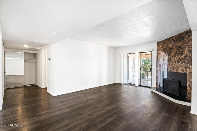 Building Photo - 12247 N Fountain Hills Blvd