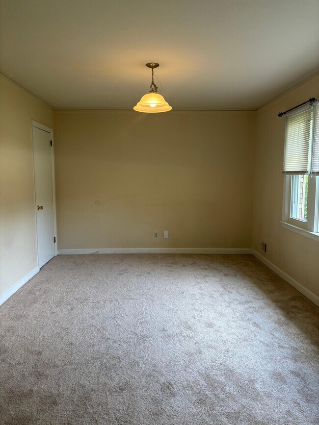 Building Photo - 2426 Peach Orchard Rd