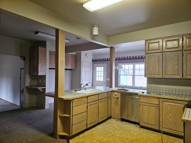 Building Photo - 1101 Stan Wilcox Rd