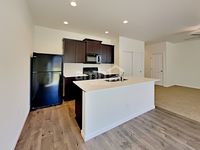 Building Photo - 1986 NW 22nd St