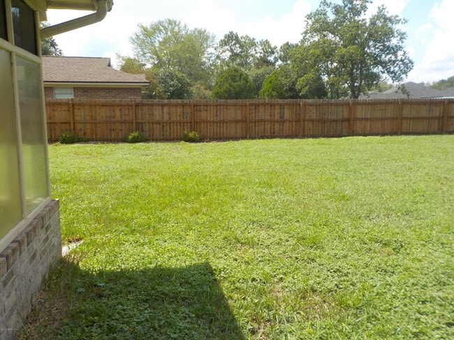 Building Photo - 2452 Ridgecrest Ave